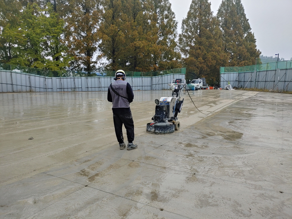 여주과 콘크리트샌딩 산업 바닥 마감 처리